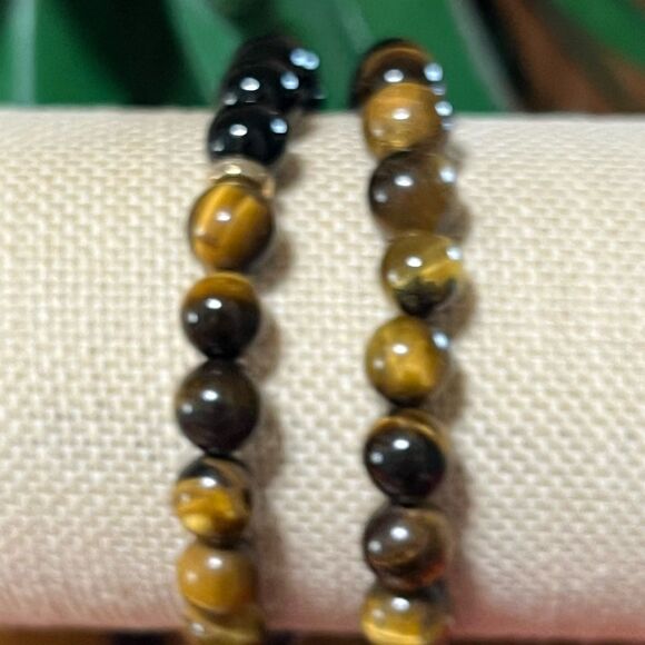 NWT Tiger's Eye and Black Bead 2 Stretch Bracelets #JW7 - Picture 3 of 8